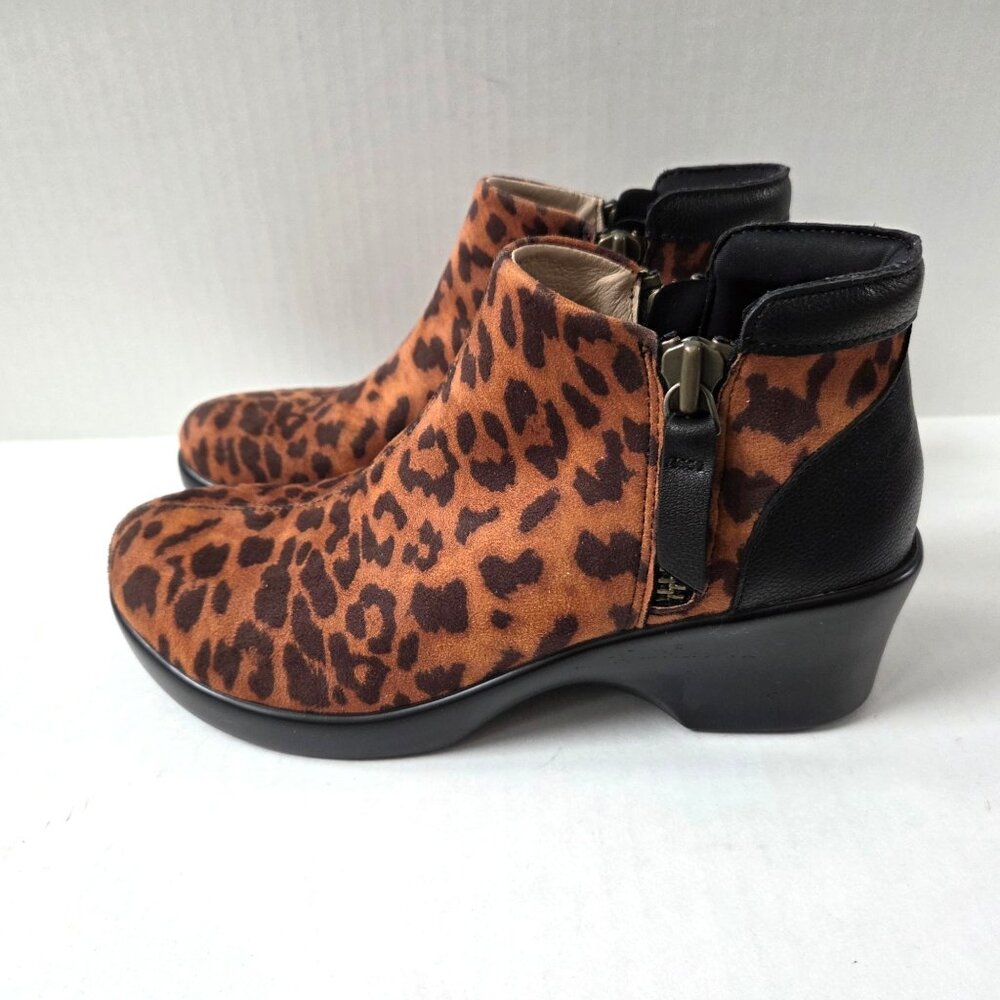 Alegria Boots Womens 37 / 7 7.5 Sloan Suede Leopard Comfort Ankle Booties